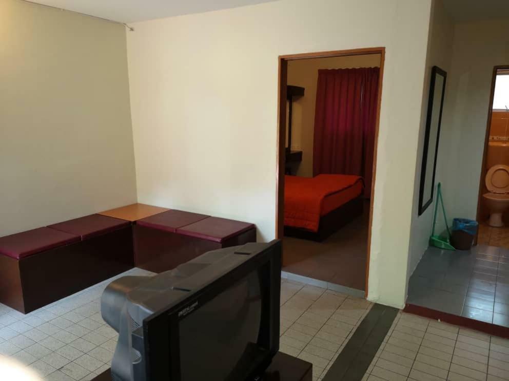 Seri Ratu Hotel & Spa ポートディクソン エクステリア 写真