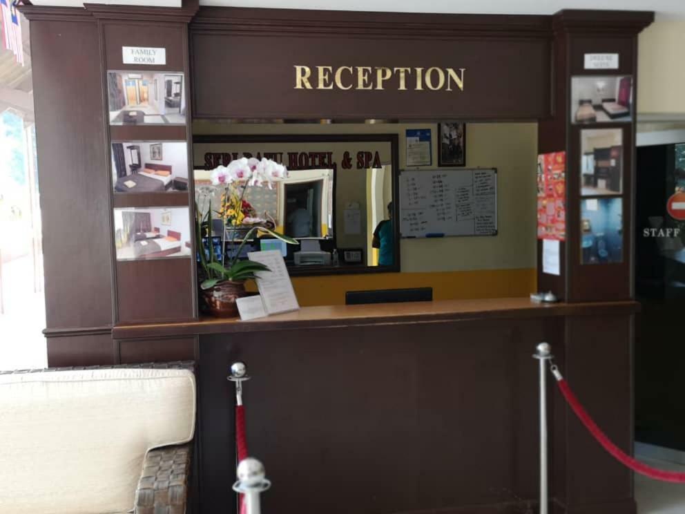 Seri Ratu Hotel & Spa ポートディクソン エクステリア 写真